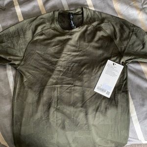 Lululemon Short sleeve training T-shirt